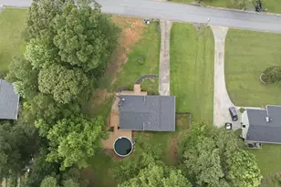 105 Elberta Dr, Newnan, GA 30265 - Photo 40