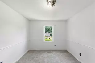 105 Elberta Dr, Newnan, GA 30265 - Photo 16