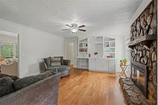 4243 Earney Rd, Woodstock, GA 30188 - Photo 4
