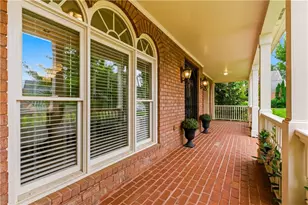 1171 Hiddenbrook Ln, Suwanee, GA 30024 - Photo 6