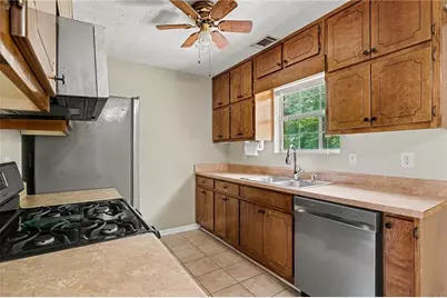 317 Creek Side Court, McDonough, GA 30252 - Photo 6