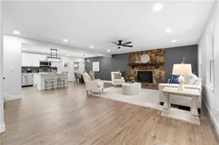 105 Trickum Hills Dr, Woodstock, GA 30188 - Photo 2