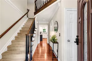 5007 Willow Creek Dr, Woodstock, GA 30188 - Photo 4