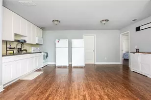 2195 Pinetree Dr, Cumming, GA 30041 - Photo 14
