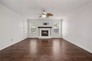 4827 Oakwood Ct, Loganville, GA 30052 - Photo 4