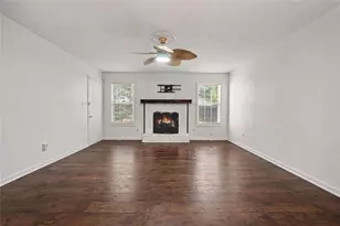 4827 Oakwood Ct, Loganville, GA 30052 - Photo 4