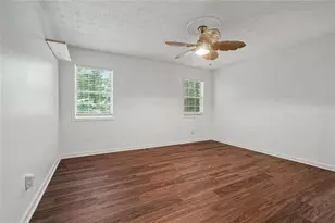 4827 Oakwood Ct, Loganville, GA 30052 - Photo 10