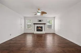 4827 Oakwood Ct, Loganville, GA 30052 - Photo 4