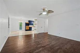 4827 Oakwood Ct, Loganville, GA 30052 - Photo 6