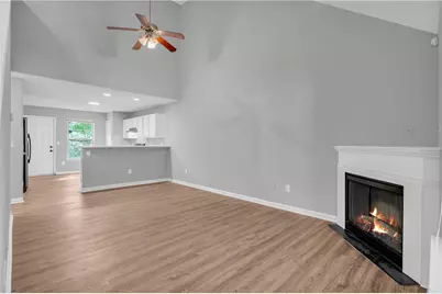 3042 Broadleaf Trail, Fairburn, GA 30213 - Photo 6