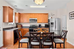 124 Wiley Parc Cir, Woodstock, GA 30188 - Photo 6