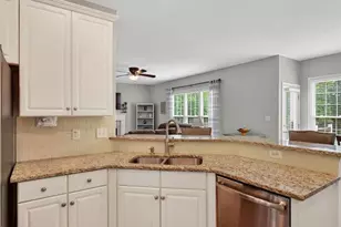 933 Hawk Creek Trail, Lawrenceville, GA 30043 - Photo 14