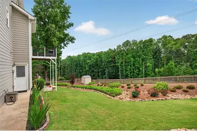 933 Hawk Creek Trail, Lawrenceville, GA 30043 - Photo 44