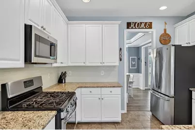 933 Hawk Creek Trail, Lawrenceville, GA 30043 - Photo 10