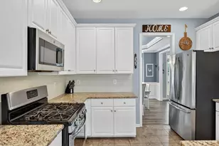 933 Hawk Creek Trail, Lawrenceville, GA 30043 - Photo 10