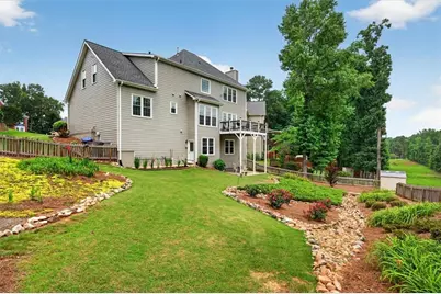933 Hawk Creek Trail, Lawrenceville, GA 30043 - Photo 46