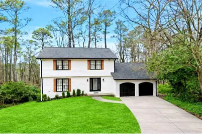 2958 Applewood Court NE, Atlanta, GA 30345 - Photo 2