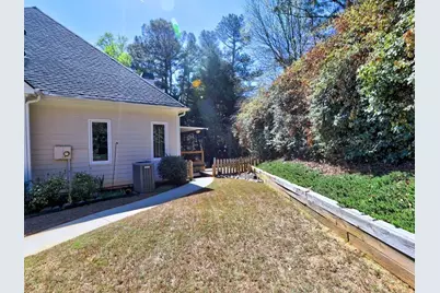 1560 Greyson Ridge, Marietta, GA 30062 - Photo 8