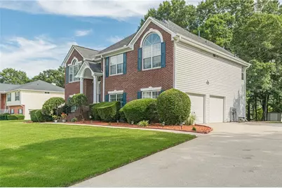 2212 Brandon Lane SW, Conyers, GA 30094 - Photo 2