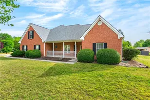 3057 Biltmore Woods Dr, Buford, GA 30519 - Photo 2