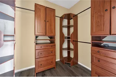 3057 Biltmore Woods Drive, Buford, GA 30519 - Photo 16