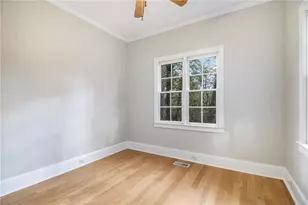 960 Landmark Dr, Atlanta, GA 30342 - Photo 22