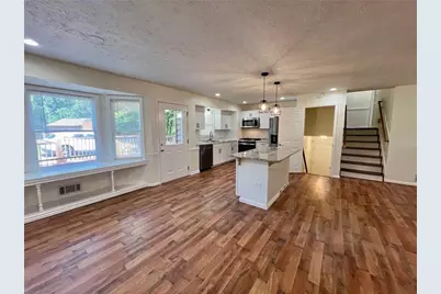 4005 Shallowford Road, Marietta, GA 30062 - Photo 4
