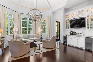 355 Pine Tree Dr NE, Atlanta, GA 30305 - Photo 20