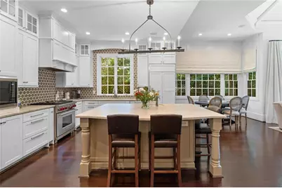 355 Pine Tree Drive NE, Atlanta, GA 30305 - Photo 18