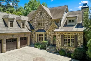 355 Pine Tree Dr NE, Atlanta, GA 30305 - Photo 2