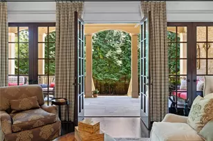 355 Pine Tree Dr NE, Atlanta, GA 30305 - Photo 14