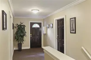 880 Glendale Terrace NE, Atlanta, GA 30308 - Photo 2