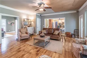 2702 Thatcher Ct, Lawrenceville, GA 30044 - Photo 4