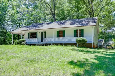 9625 Manor Lane, Gainesville, GA 30506 - Photo 2