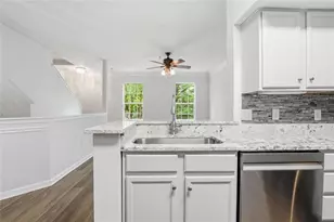 245 Amal Dr SW, Atlanta, GA 30315 - Photo 6