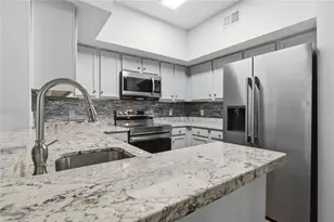 245 Amal Dr SW, Atlanta, GA 30315 - Photo 4