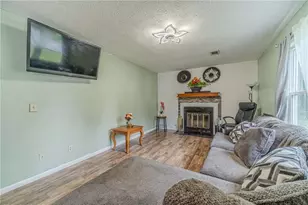 3809 Valley Brook Rd, Snellville, GA 30039 - Photo 6
