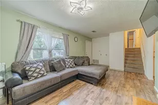 3809 Valley Brook Rd, Snellville, GA 30039 - Photo 8