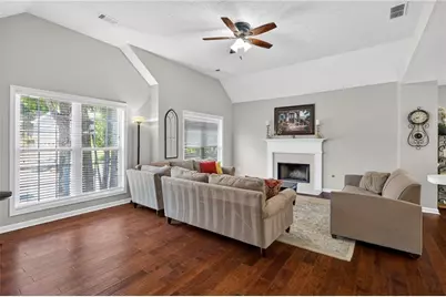 340 Fountainmist Trail, Lawrenceville, GA 30043 - Photo 10