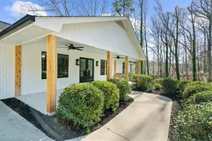 6313 Shoreland Cir, Buford, GA 30518 - Photo 4