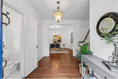 11 Kings Walk NE, Atlanta, GA 30307 - Photo 2