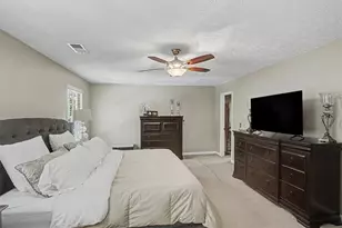 1919 McEachern Manor Dr SW, Marietta, GA 30064 - Photo 32