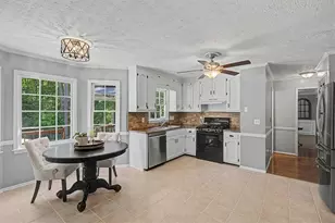 1919 McEachern Manor Dr SW, Marietta, GA 30064 - Photo 14