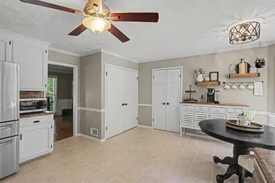 1919 McEachern Manor Drive SW, Marietta, GA 30064 - Photo 18