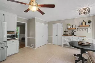 1919 McEachern Manor Dr SW, Marietta, GA 30064 - Photo 18
