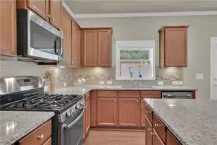630 Collingsworth Ln, Lawrenceville, GA 30043 - Photo 10