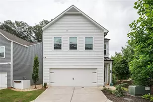 645 Everett Ln, Woodstock, GA 30188 - Photo 4