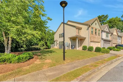 566 Jody Place, Lilburn, GA 30047 - Photo 4