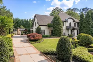 3745 Hedgecliff Ct, Alpharetta, GA 30022 - Photo 4