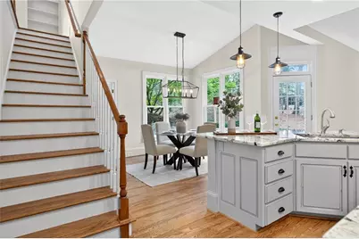 10640 N Edgewater Place, Johns Creek, GA 30097 - Photo 12
